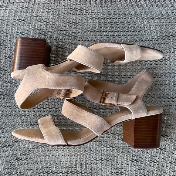 J Crew Three Strap Stacked Heel Sandals in Suede Pale Mocha Size 9 - Picture 6 of 12
